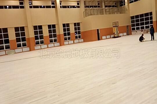 廣安籃球運(yùn)動木地板安裝價(jià)格