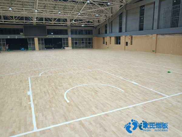 質(zhì)量好體育場館地板施工方案