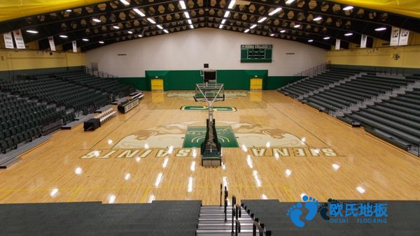 知名運(yùn)動籃球木地板施工隊(duì)