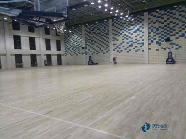 較好的體育運(yùn)動(dòng)木地板等級(jí)