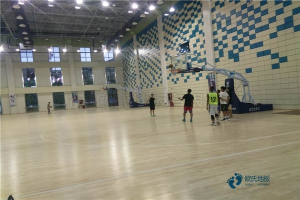 較好的體育運動木地板結(jié)構(gòu)形式