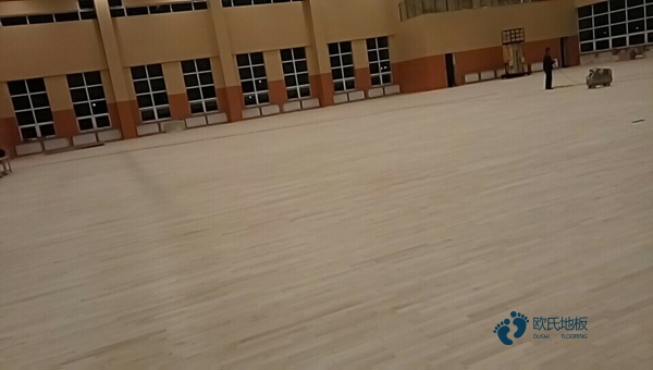 較好的籃球運動木地板怎么保養(yǎng)